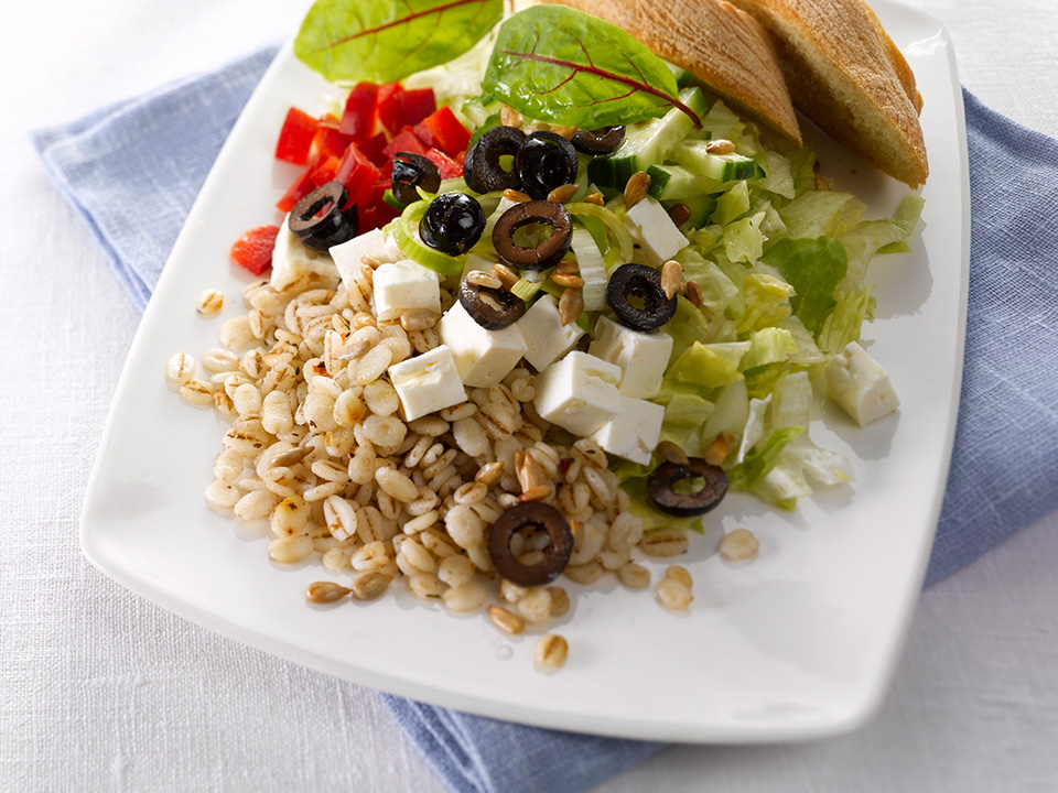 Ohrainen-feta-salaatti-960x720