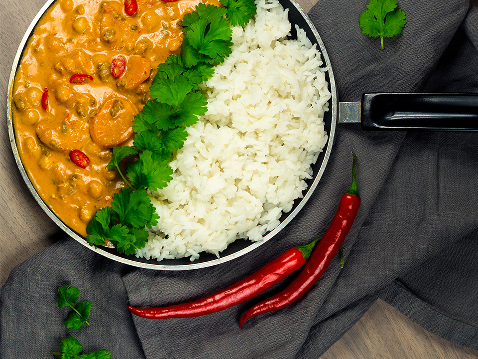 kaurajauhis-kikhernecurry-960x720 (1)